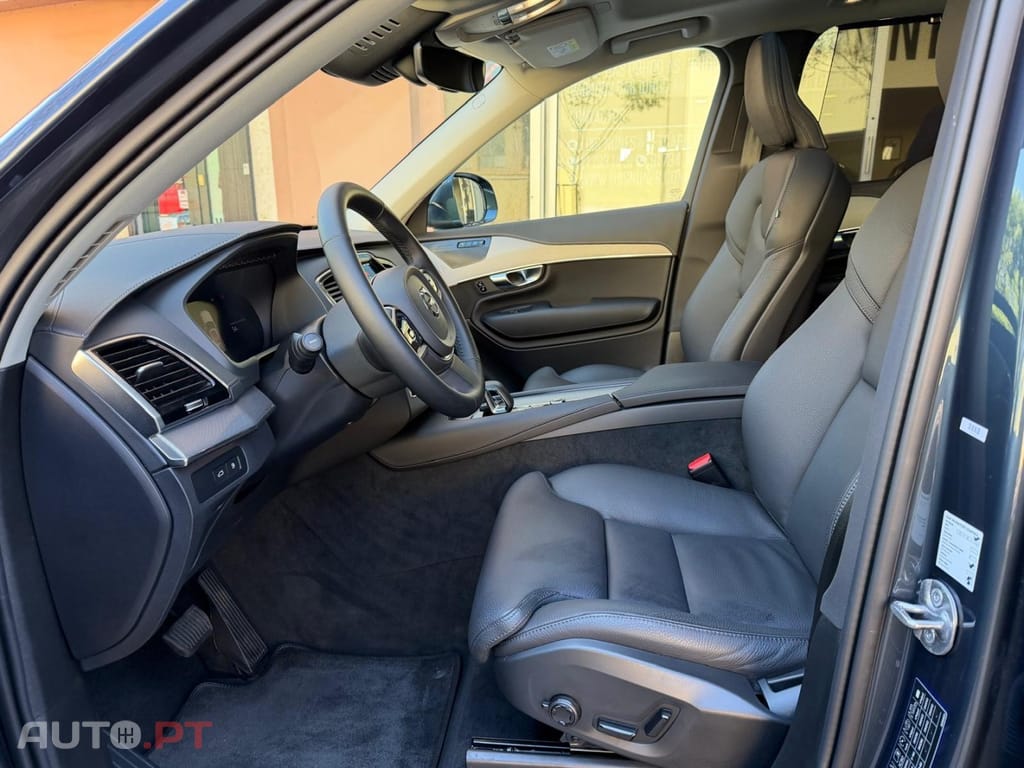 Volvo XC90 2.0 T8 PHEV Ultimate Dark AWD