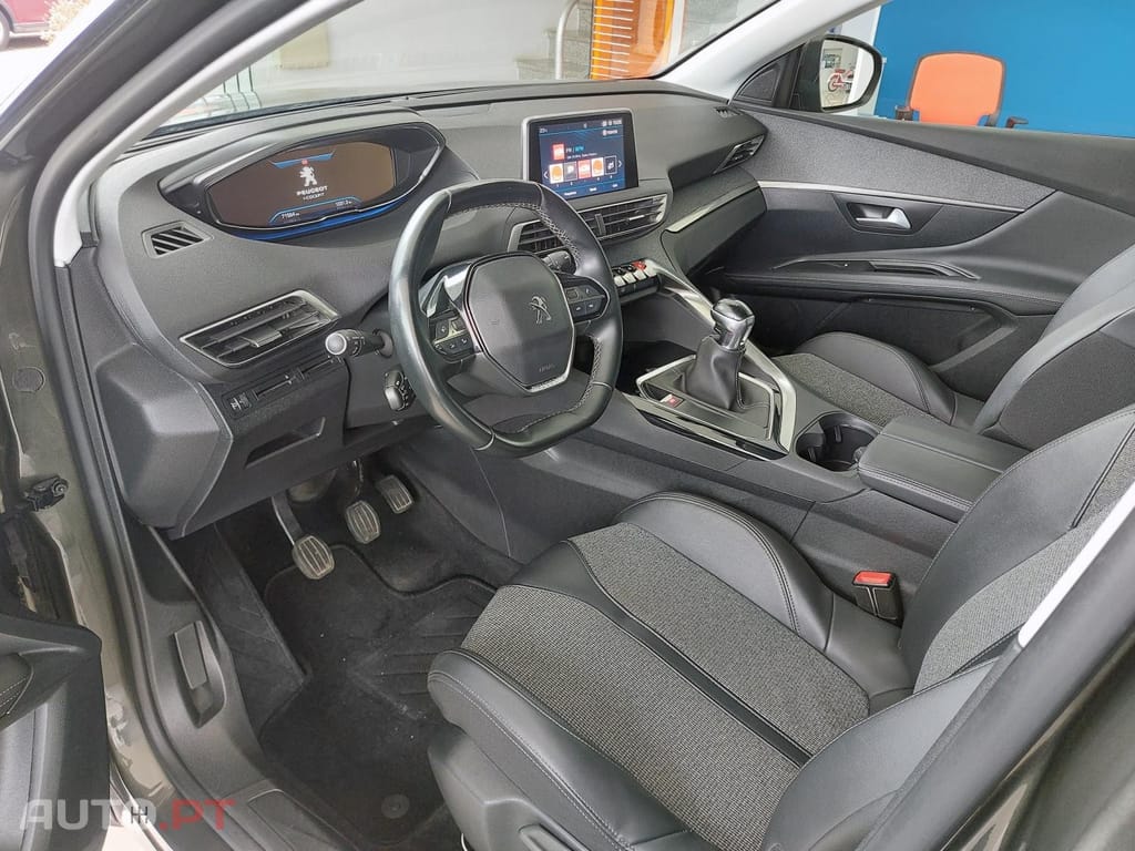 Peugeot 3008 1.5 BlueHDi Allure