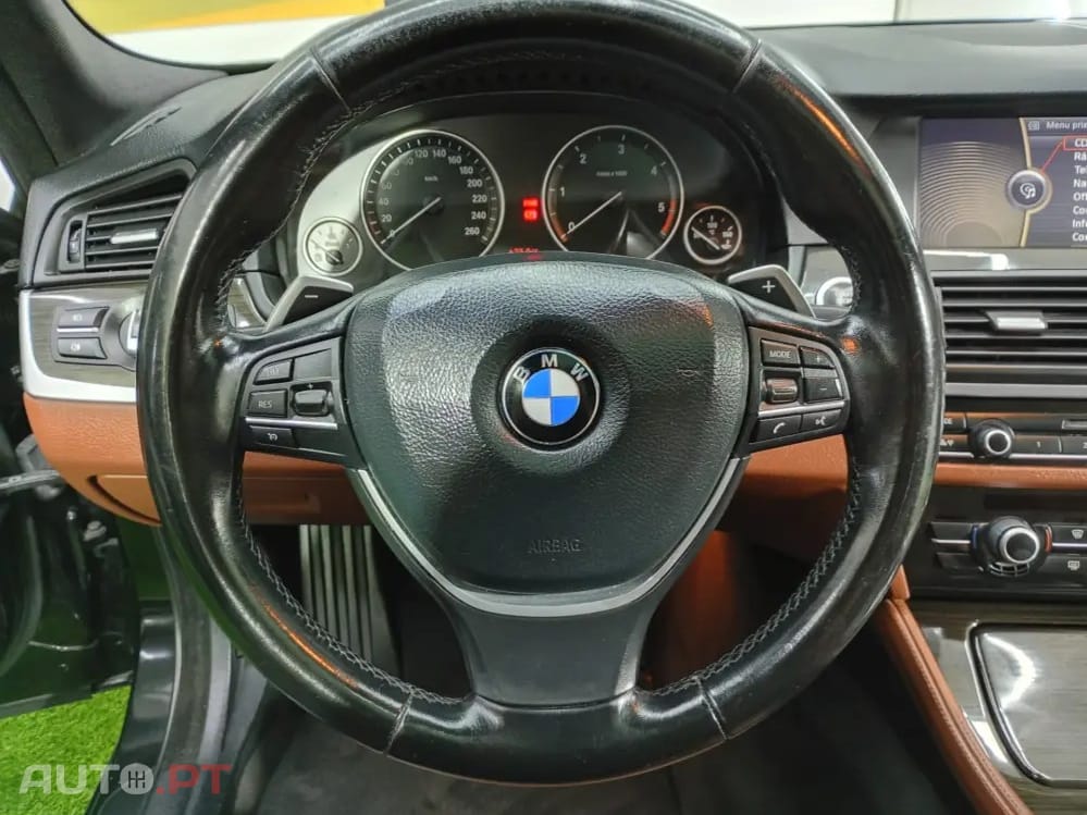 BMW 525 Line Luxury automatico