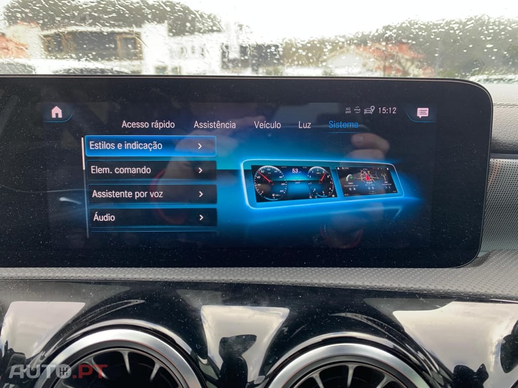 Mercedes-Benz A 250 e AMG Line