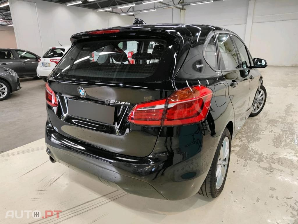 BMW 225 iPerformance