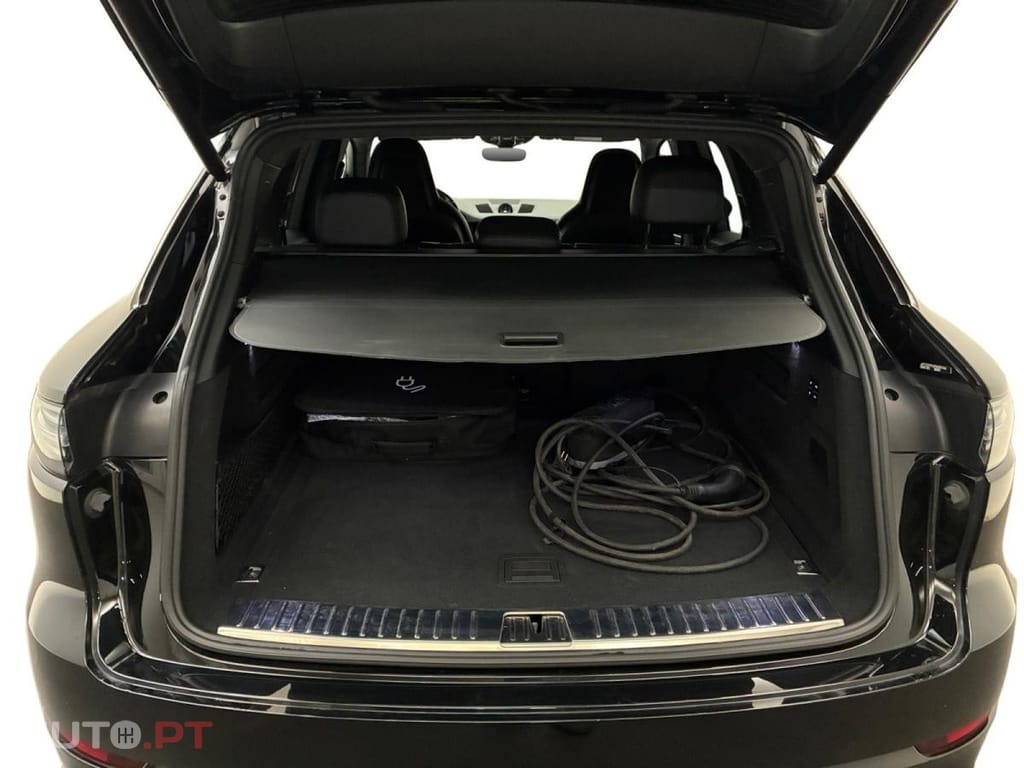 Porsche Cayenne Turbo S E-Hybrid