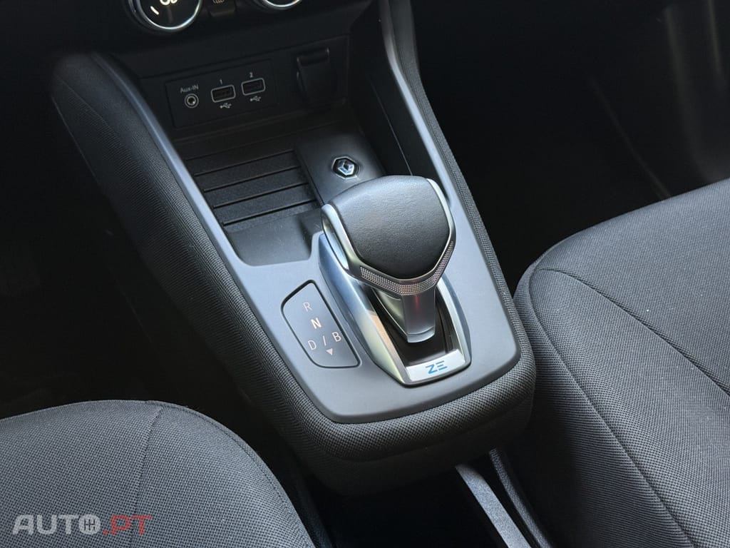 Renault Zoe (c/ Bateria) EV 50 110hp Equilibre