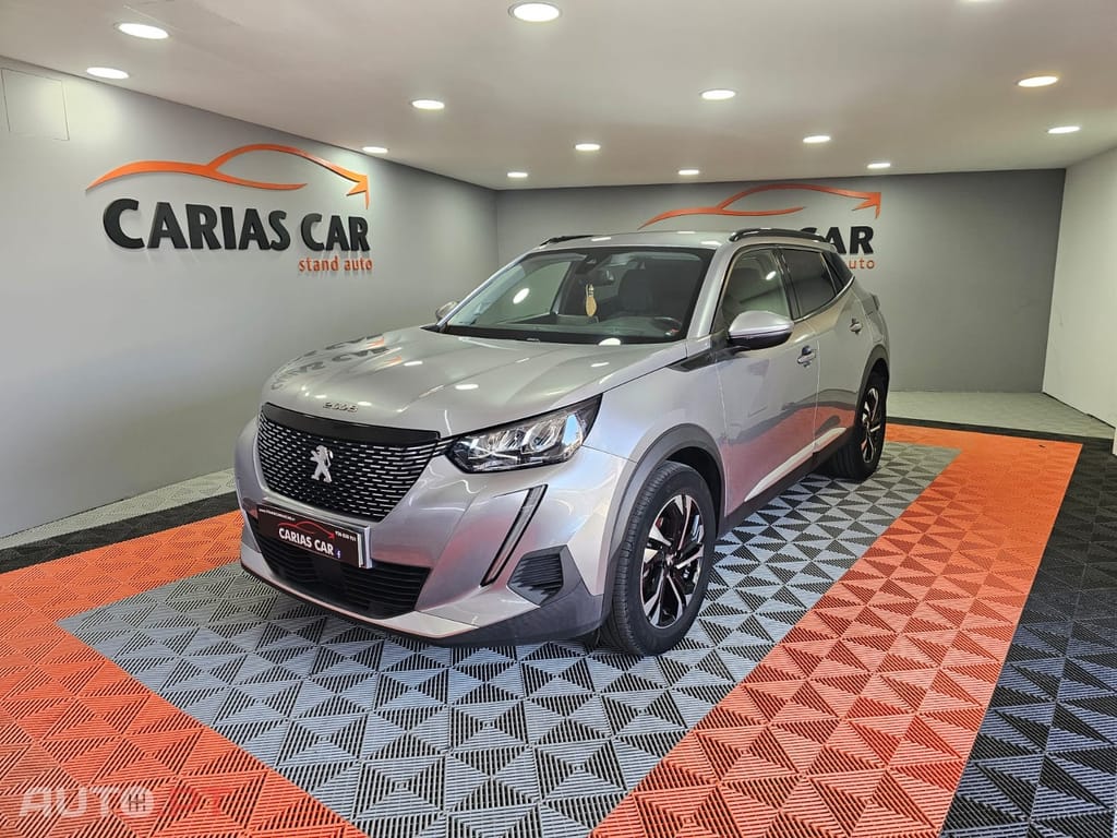 Peugeot 2008 1.2 PureTech Allure