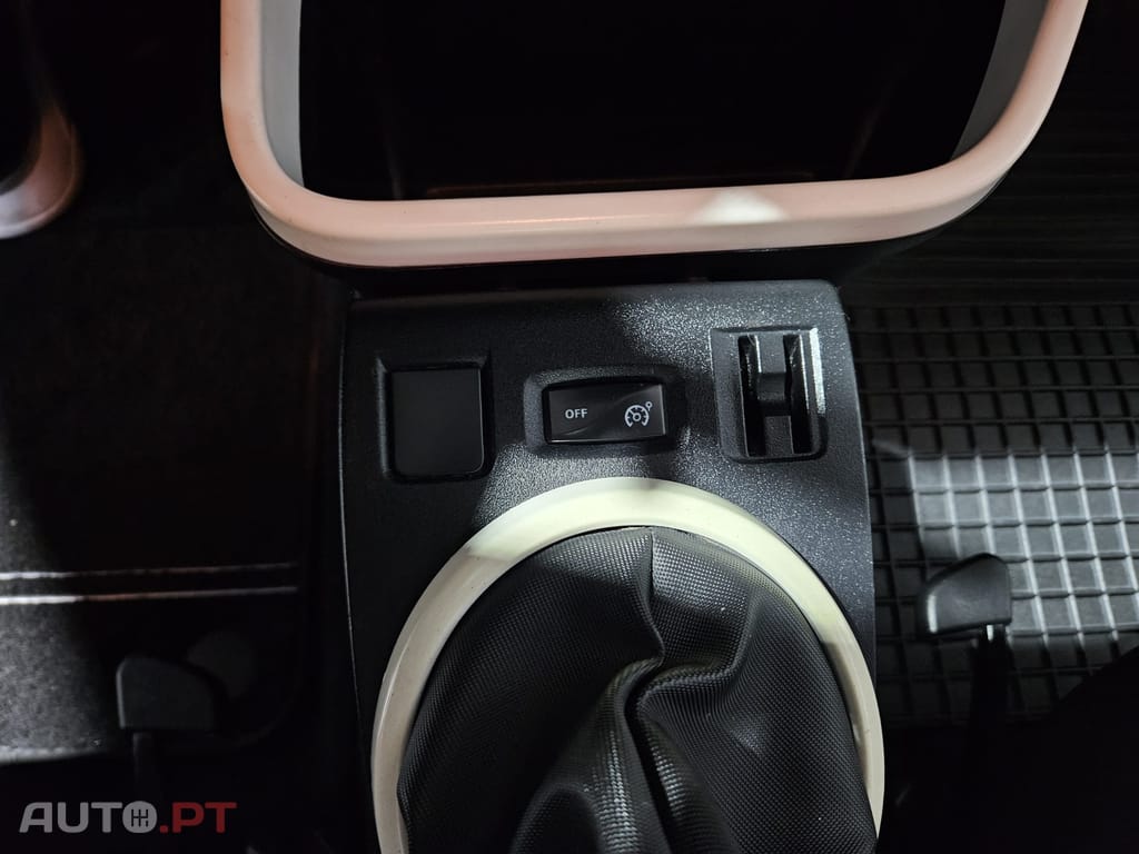 Renault Twingo 1.0 SCe Dynamique (2014-2016)