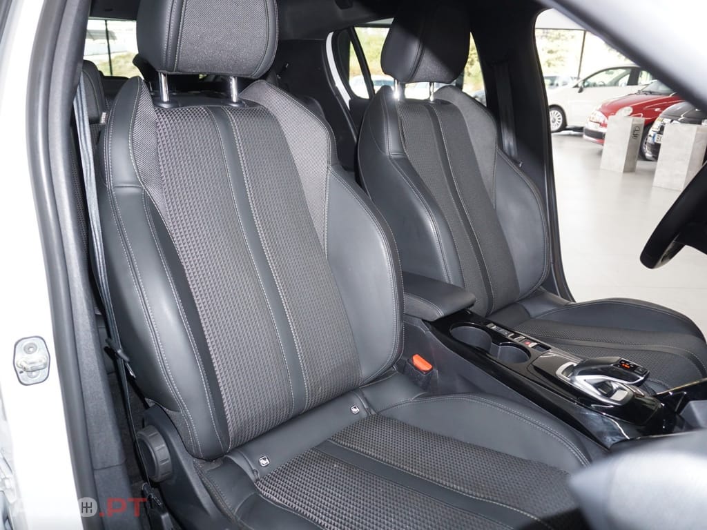 Peugeot 208 1.2 PureTech GT Line EAT8