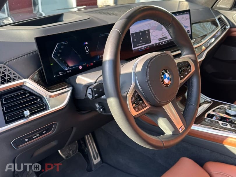 BMW X7 40 d xDrive Pack M Desportivo