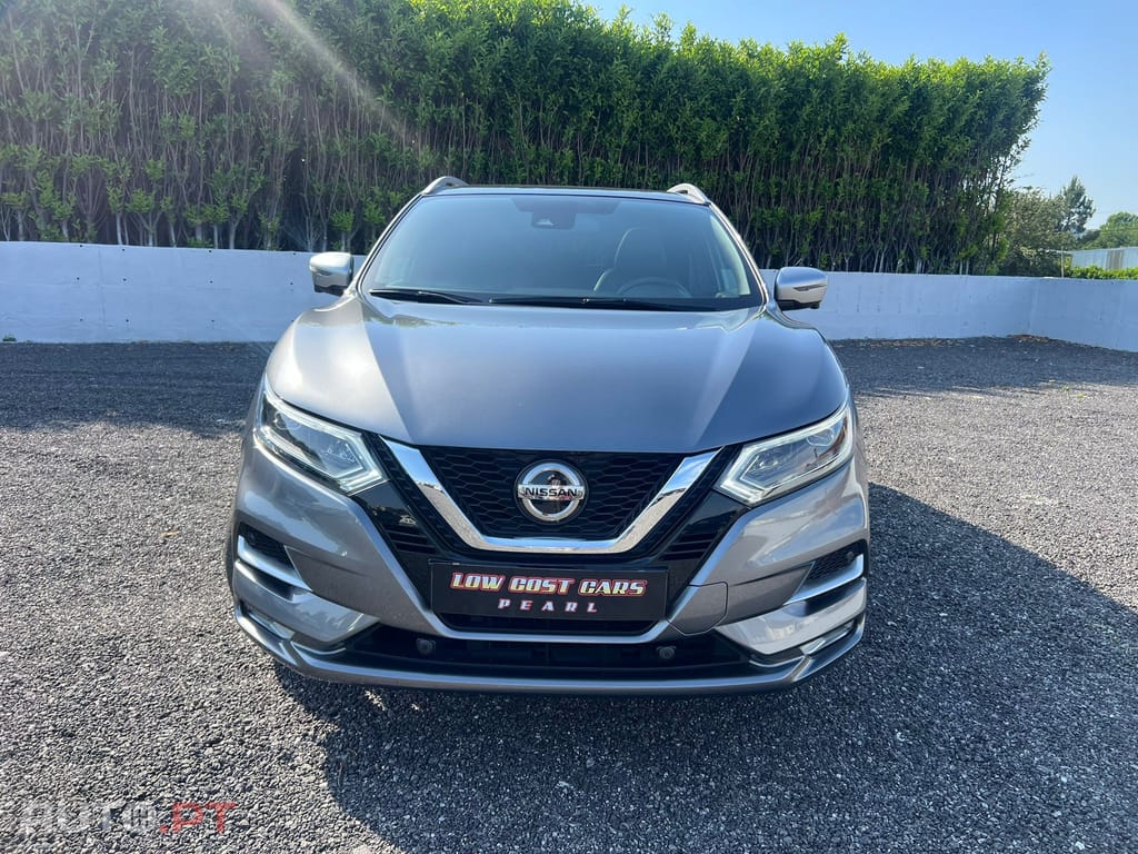 Nissan Qashqai 1.3 DIG-T Tekna Bose