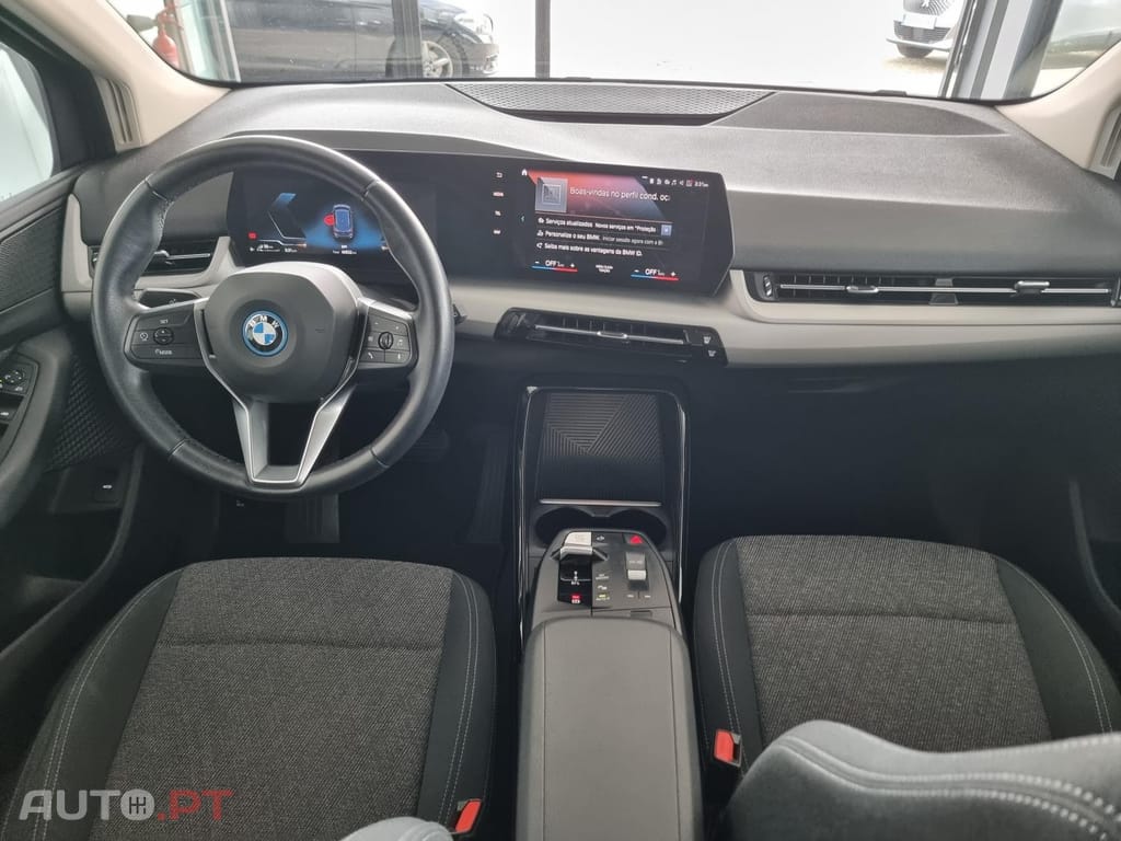 BMW 225 e xDrive