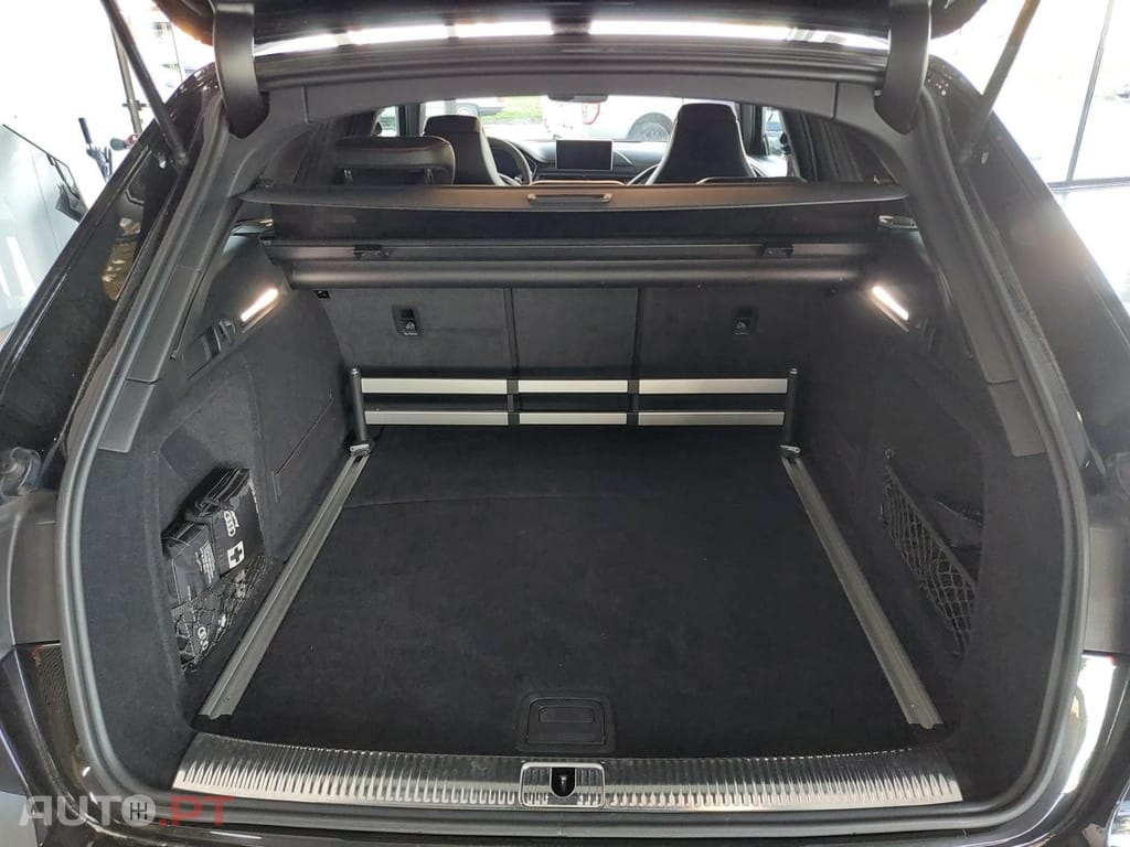 Audi RS4 2.9 TSI quattro Tiptronic