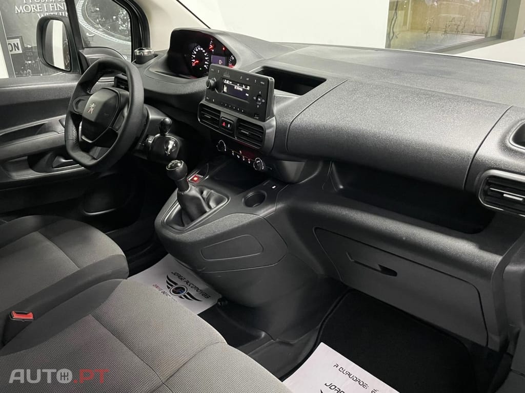 Peugeot Partner 1.6 BlueHDi L1 Pro 3L