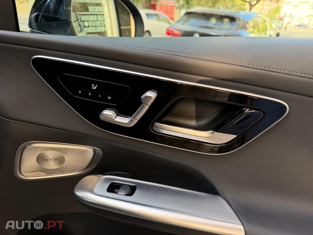 Mercedes-Benz GLC 300 GLC 300 DE 4 MATIC