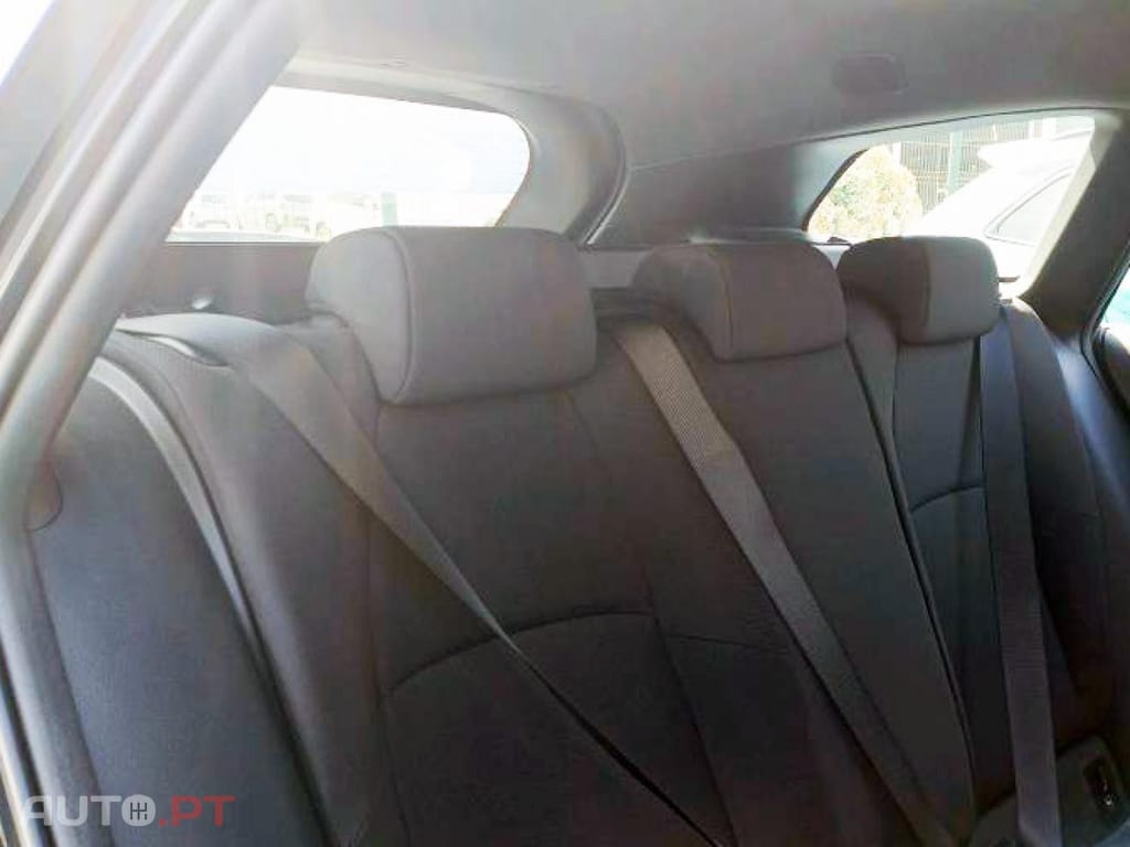 Toyota Corolla Touring Sports 1.8 Hybrid Active