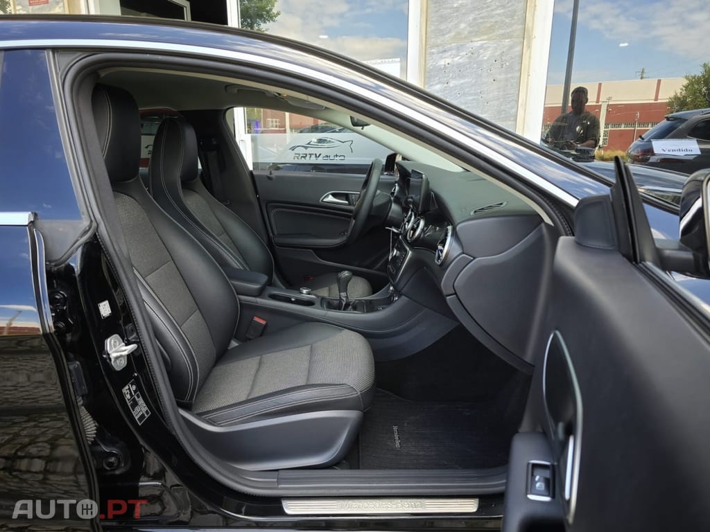 Mercedes-Benz CLA 180 d Shooting Brake