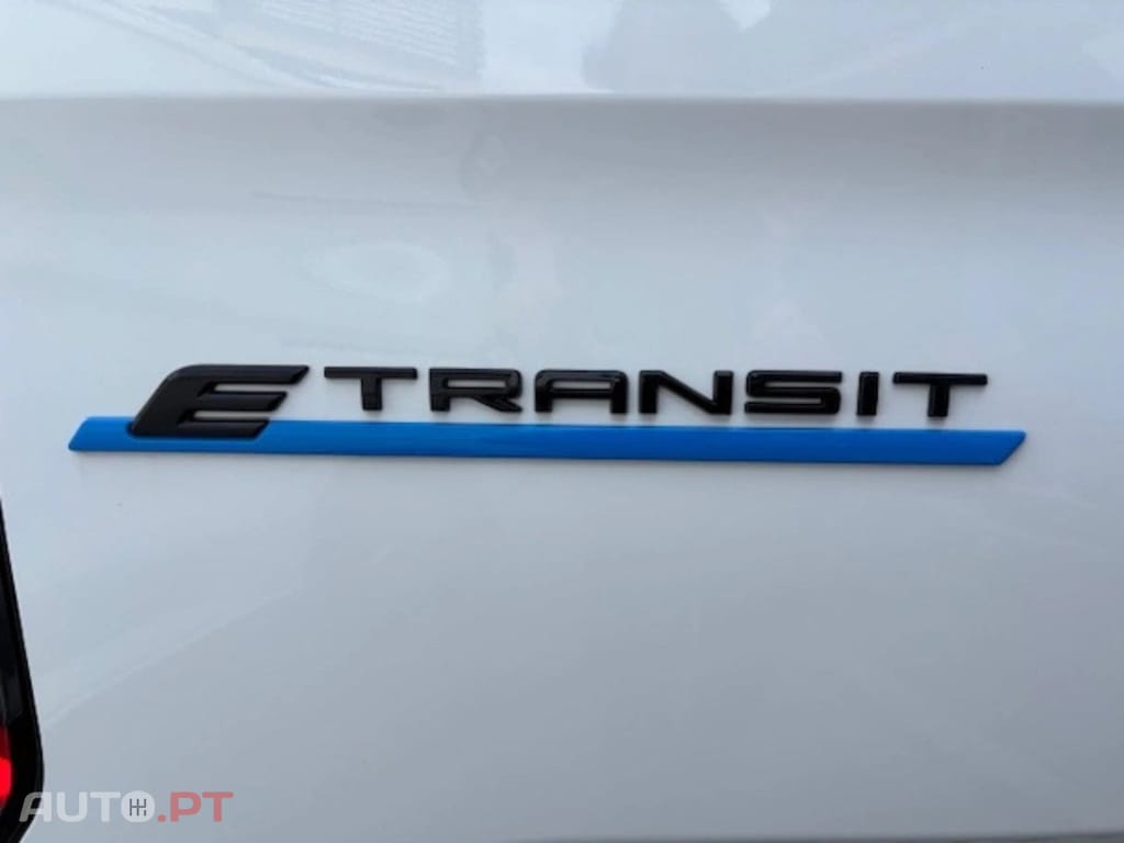 Ford Transit Custom Trend BEV 83 kWh I.V.A DEDUTIVEL 