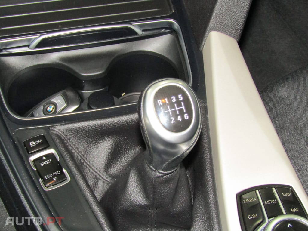 BMW 318 d Touring Advantage
