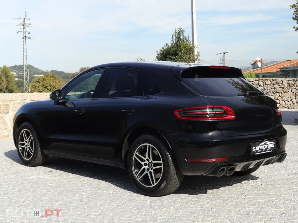 Porsche Macan S