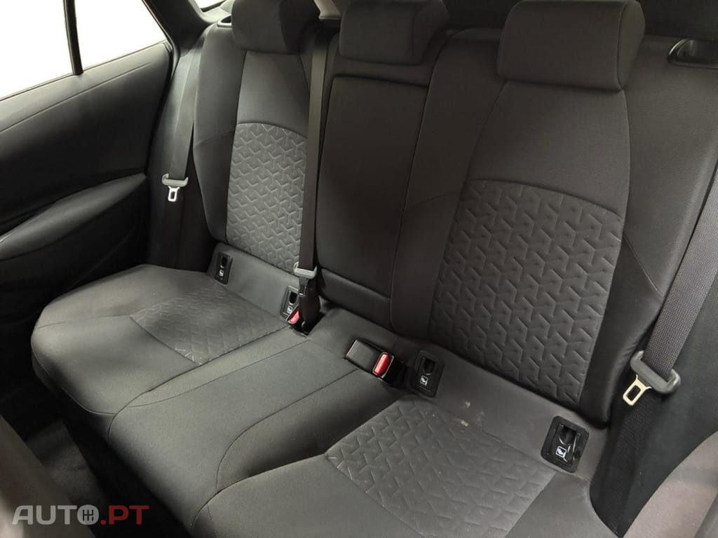 Toyota Corolla Touring Sports 1.8 Hybrid Dynamic Business