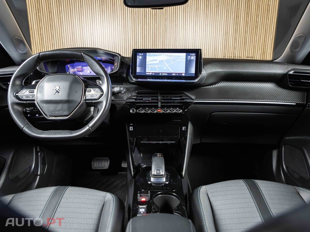 Peugeot 2008 1.2 PureTech Allure Pack EAT8