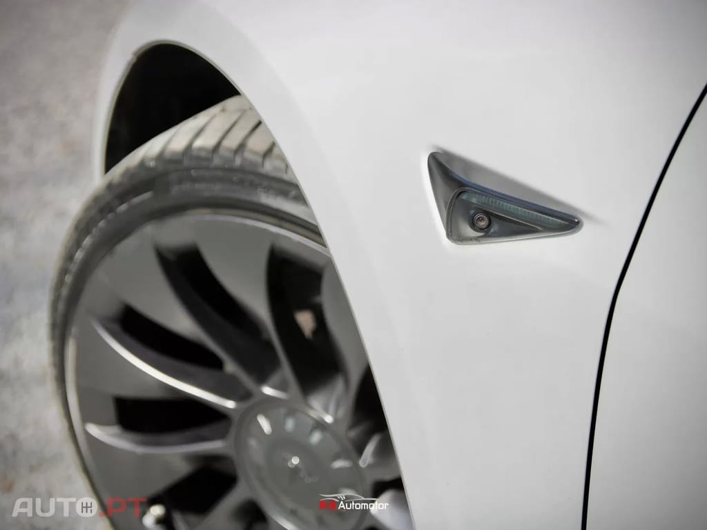 Tesla Model 3 Performance Dual Motor AWD