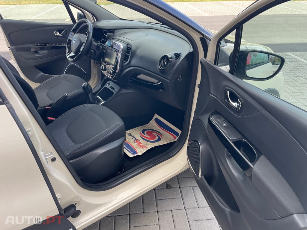 Renault Captur 0.9 TCE Exclusive