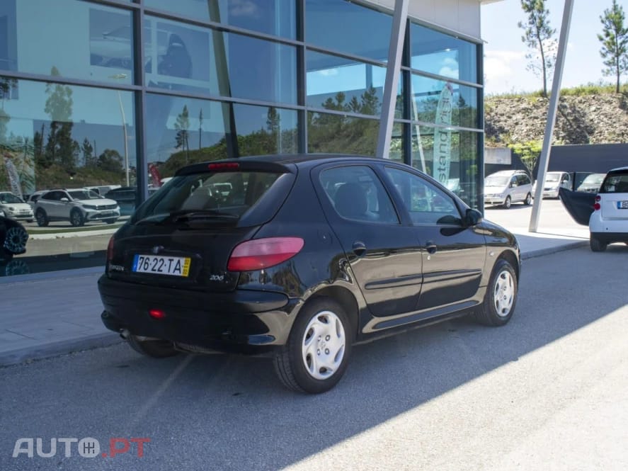 Peugeot 206 1.1