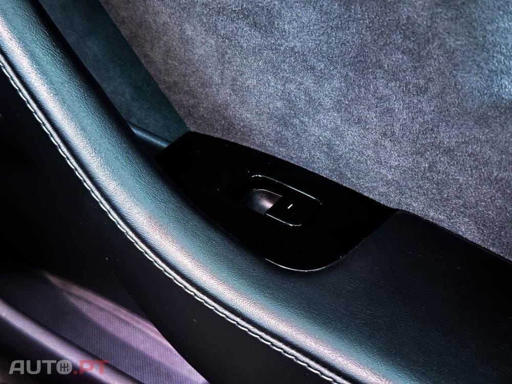 Tesla Model 3 Long-Range Dual Motor AWD