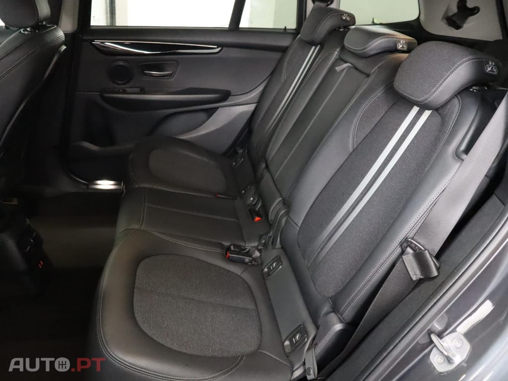 BMW 216 d Auto Line sport