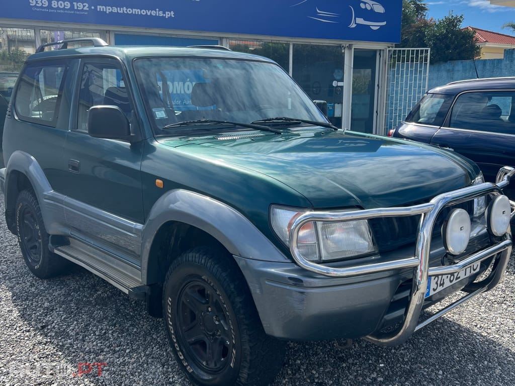 Toyota Land Cruiser 3.0 TD Pack 1