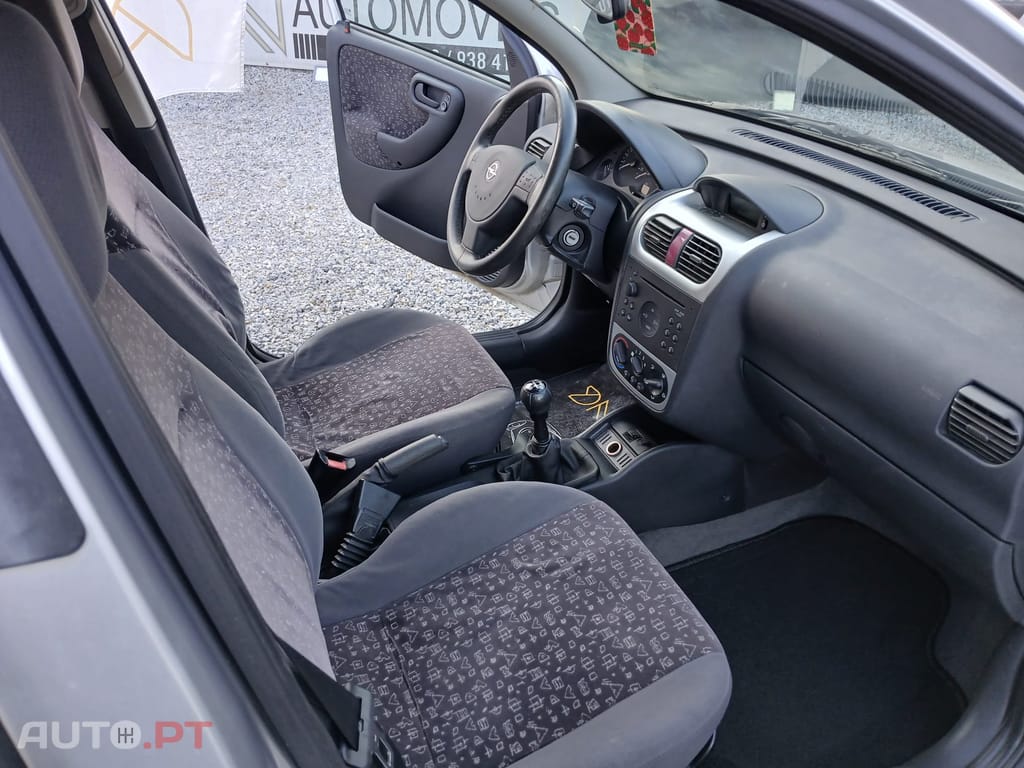 Opel Corsa 1.2 16v