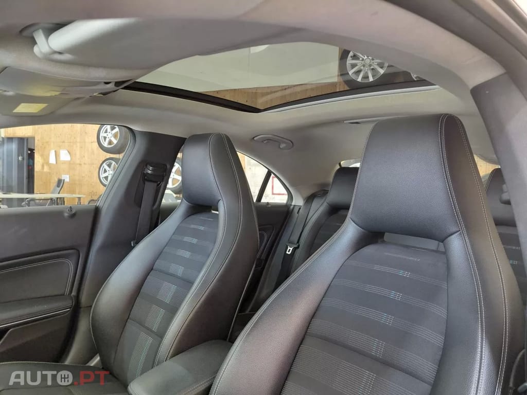 Mercedes-Benz CLA 180 d Urban