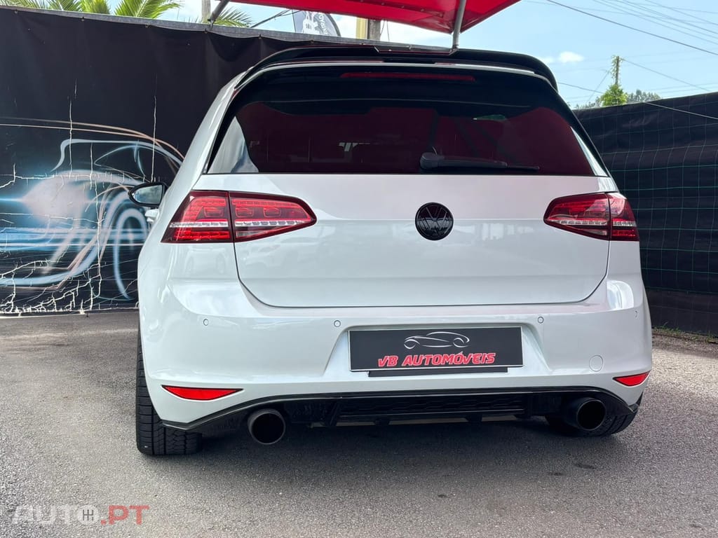 Volkswagen Golf 2.0 TSi GTi DSG Performance