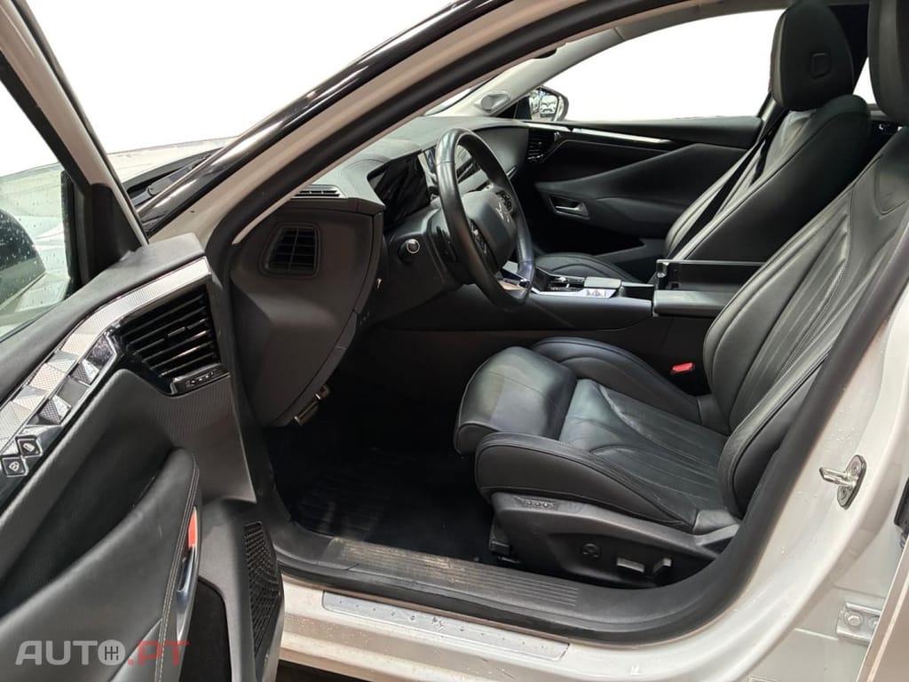 DS DS4 E-Tense Rivoli EAT8
