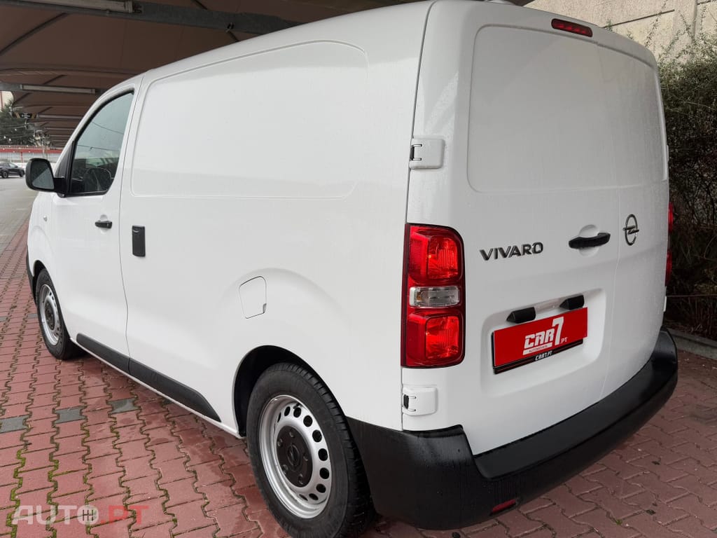 Opel Vivaro 1.5 CDTi L2H1 Essentia