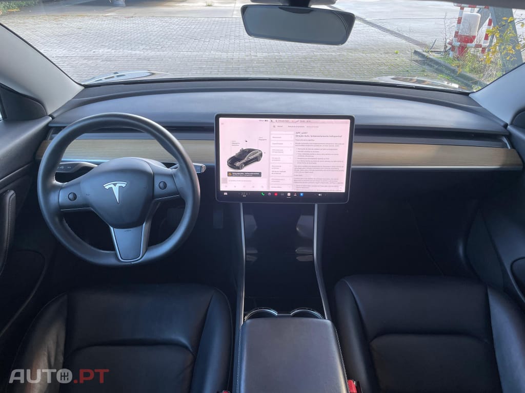 Tesla Model 3 Long-Range Dual Motor AWD
