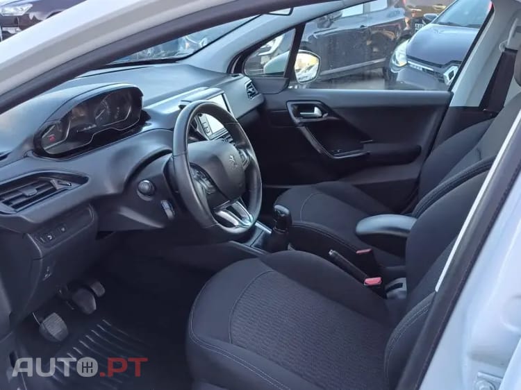 Peugeot 208 1.2 PureTech Active