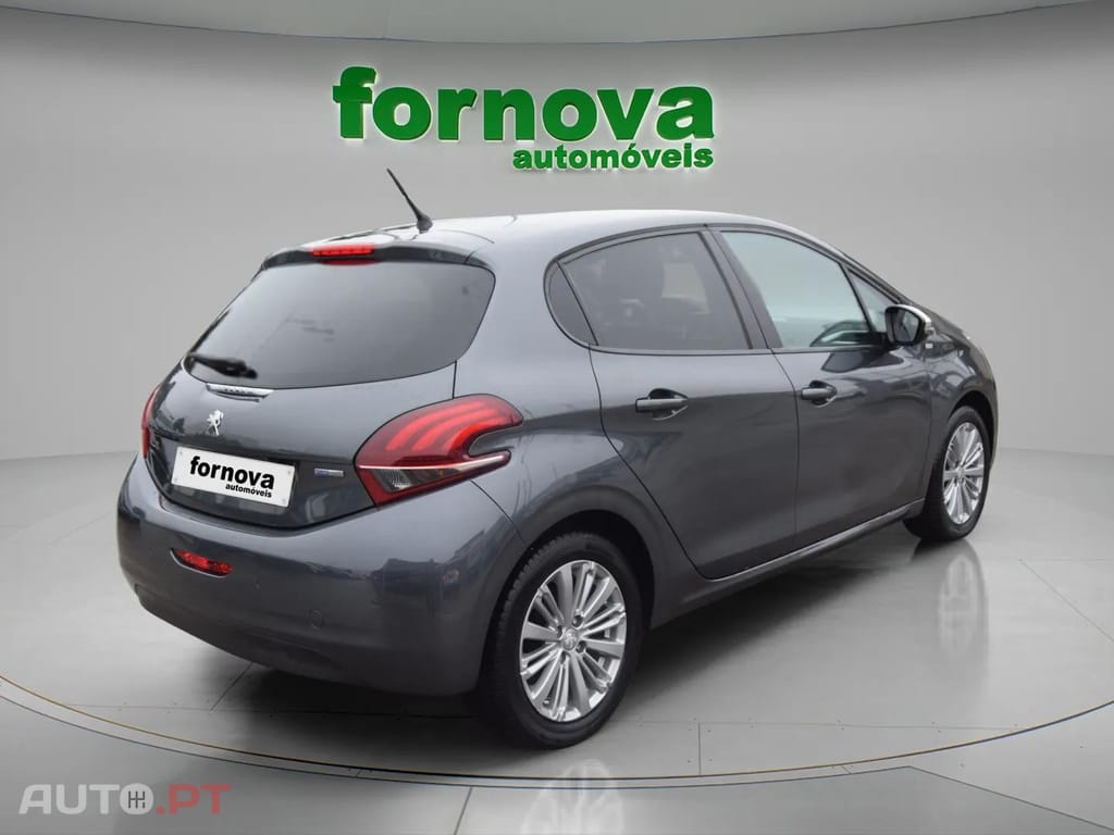 Peugeot 208 1.2 PureTech Allure