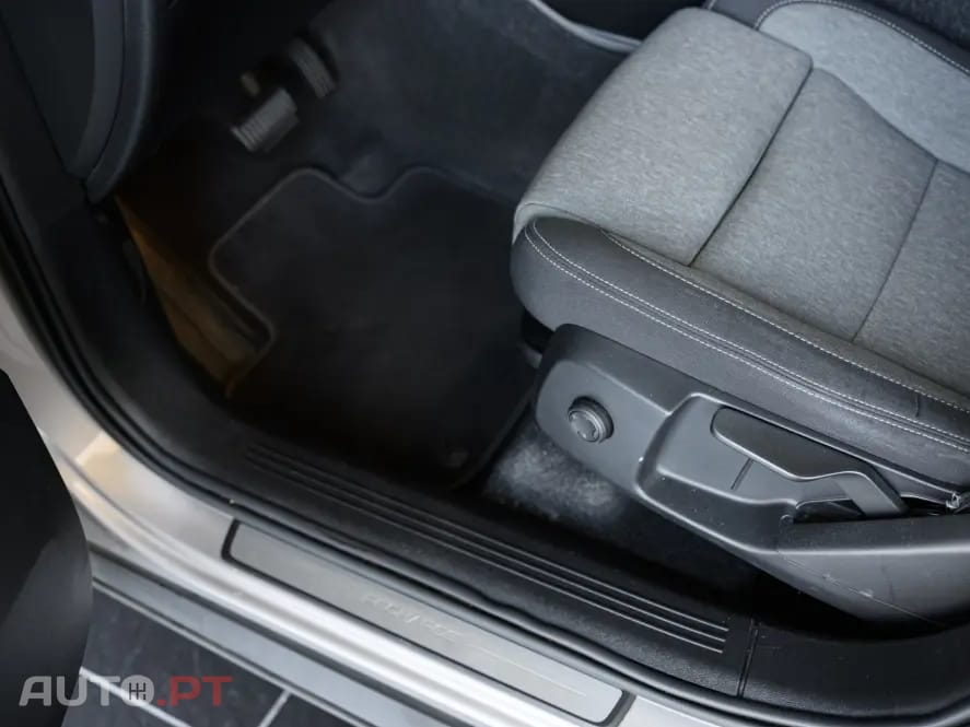 Volvo XC40 1.5 T4 PHEV Core