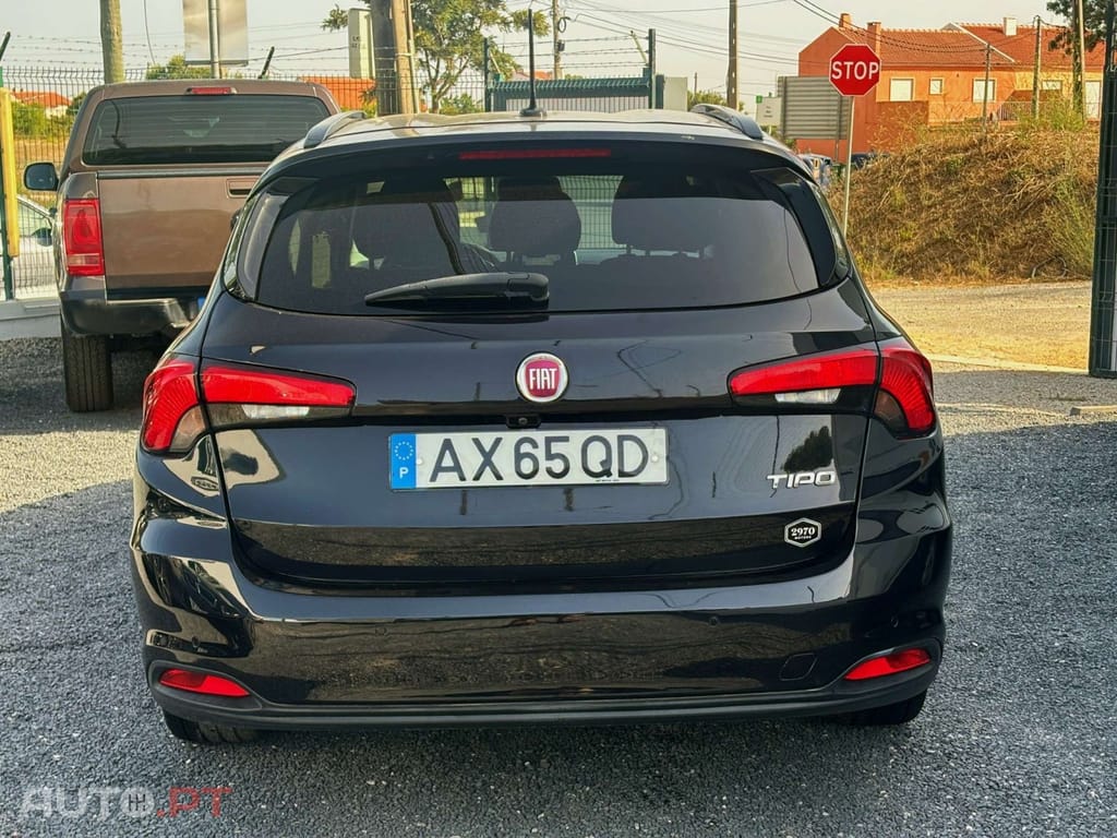 Fiat Tipo 1.6 M-Jet Lounge JLL17