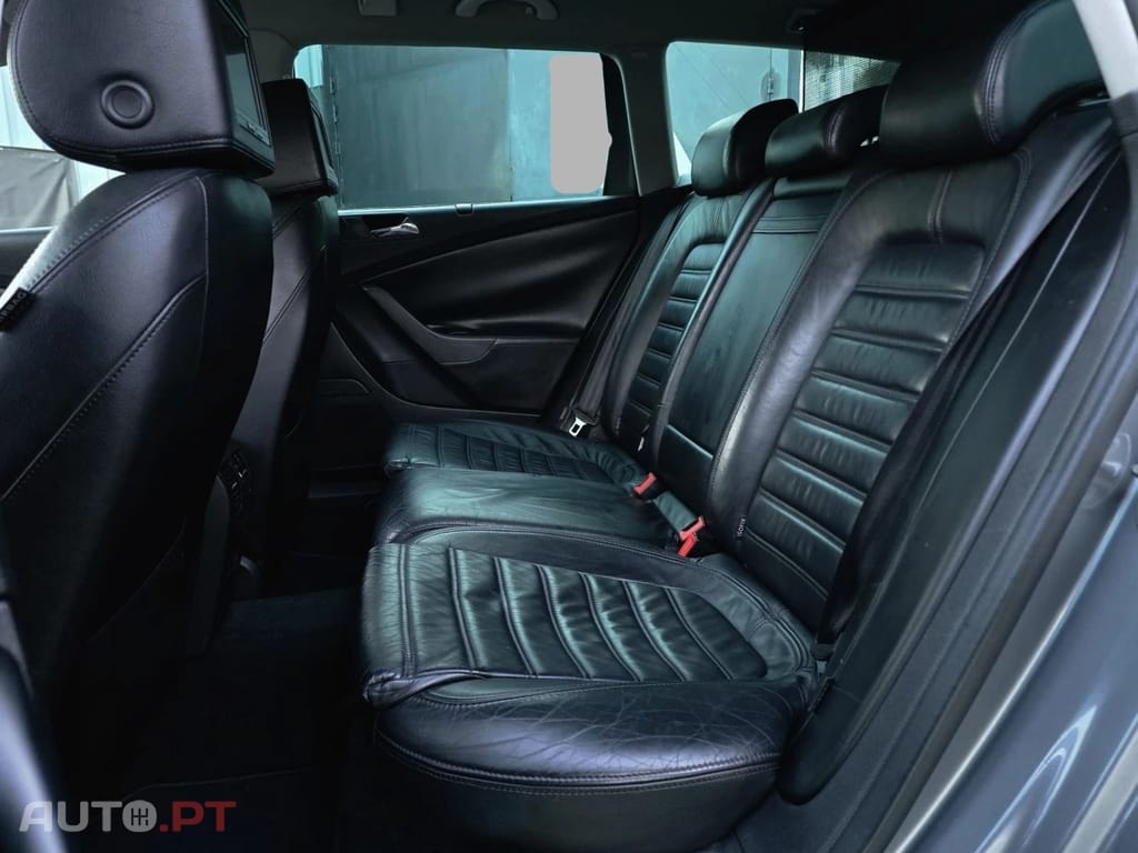 Volkswagen Passat Variant 2.0 TDI CONFORTLINE