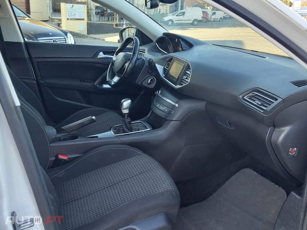 Peugeot 308 1.6 BlueHDi Allure