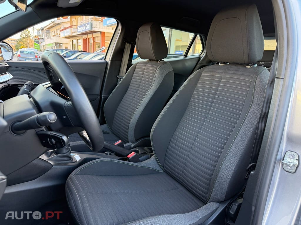 Peugeot 2008 1.2 PureTech Active Pack