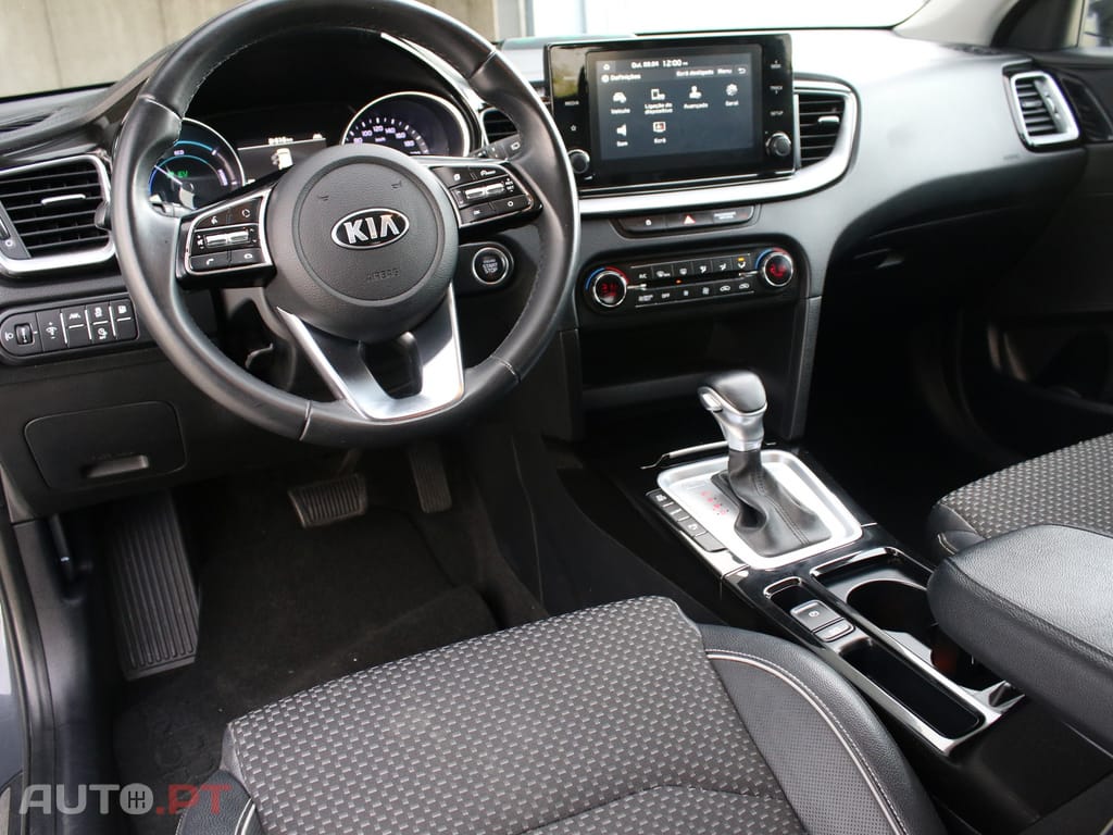 Kia Ceed SW 1.6 GDi PHEV Drive 6DCT