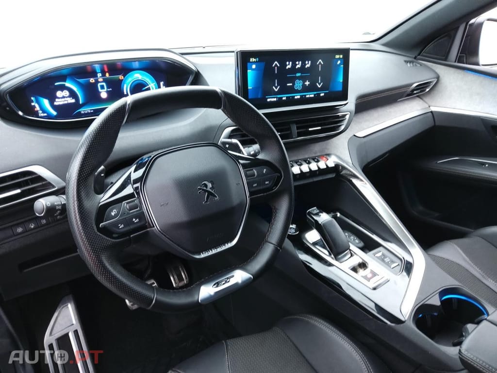 Peugeot 3008 1.6 Hybrid GT e-EAT8