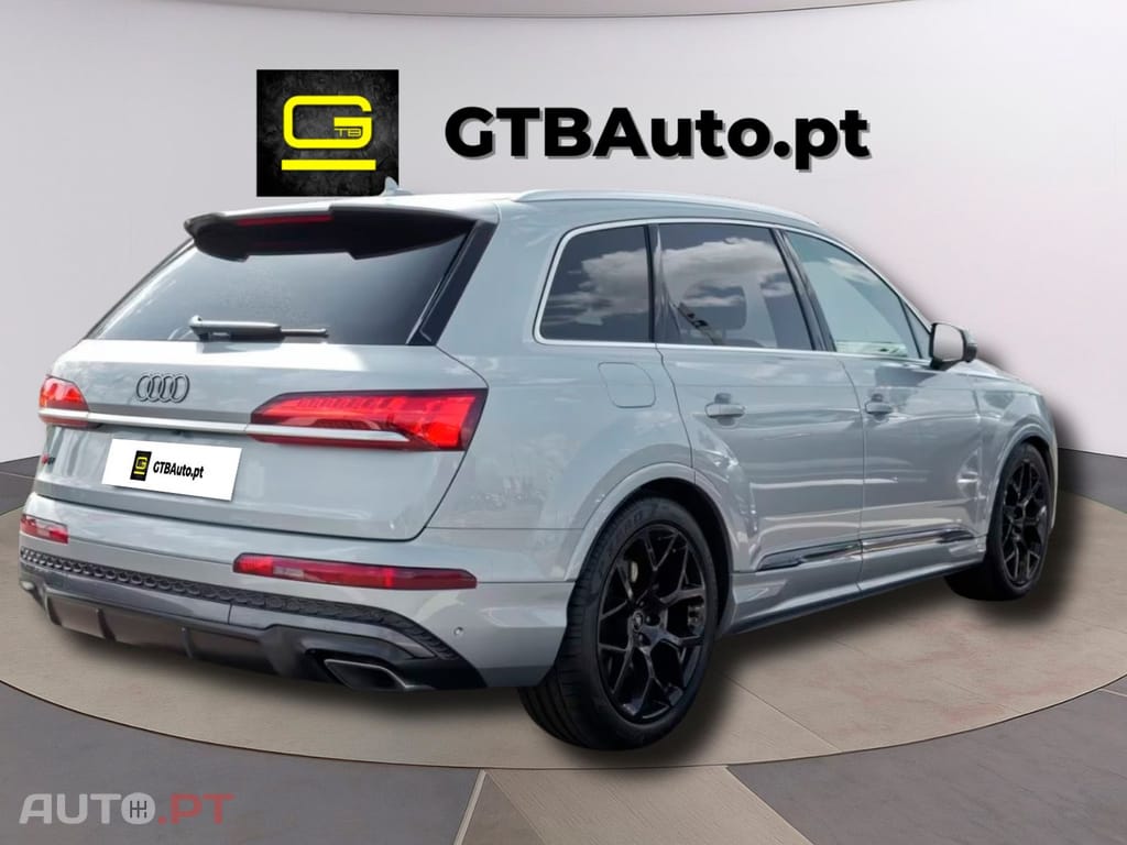Audi Q7 55 TFSIe qu. S line