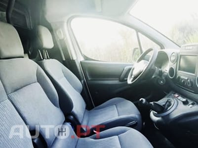 Peugeot Partner 1.6 HDI 3 Lugares Extras