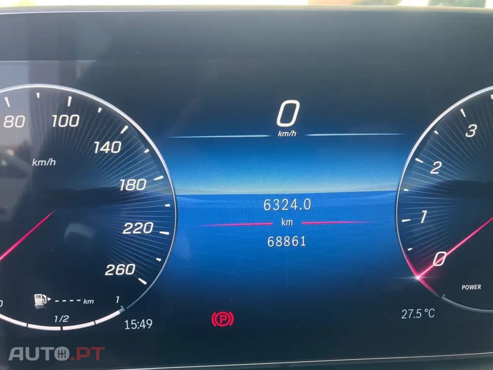 Mercedes-Benz C 180 BERLINA HB+AUTO AMG+360+PELE+J19