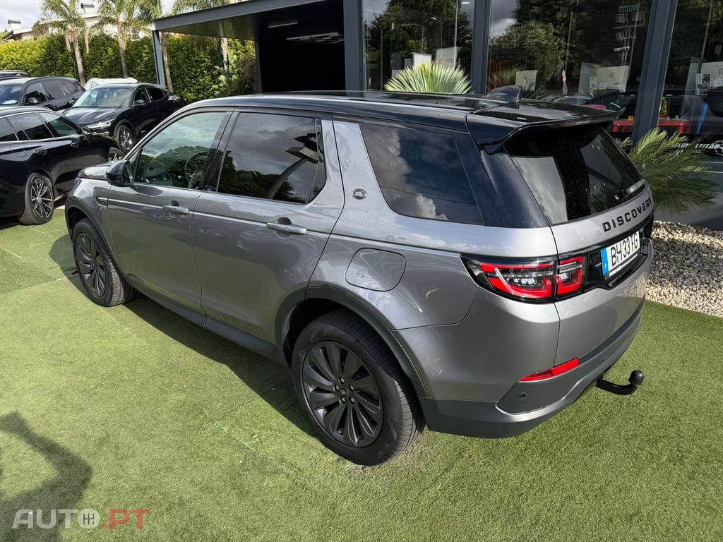 Land Rover Discovery Sport P300e Dynamic SE