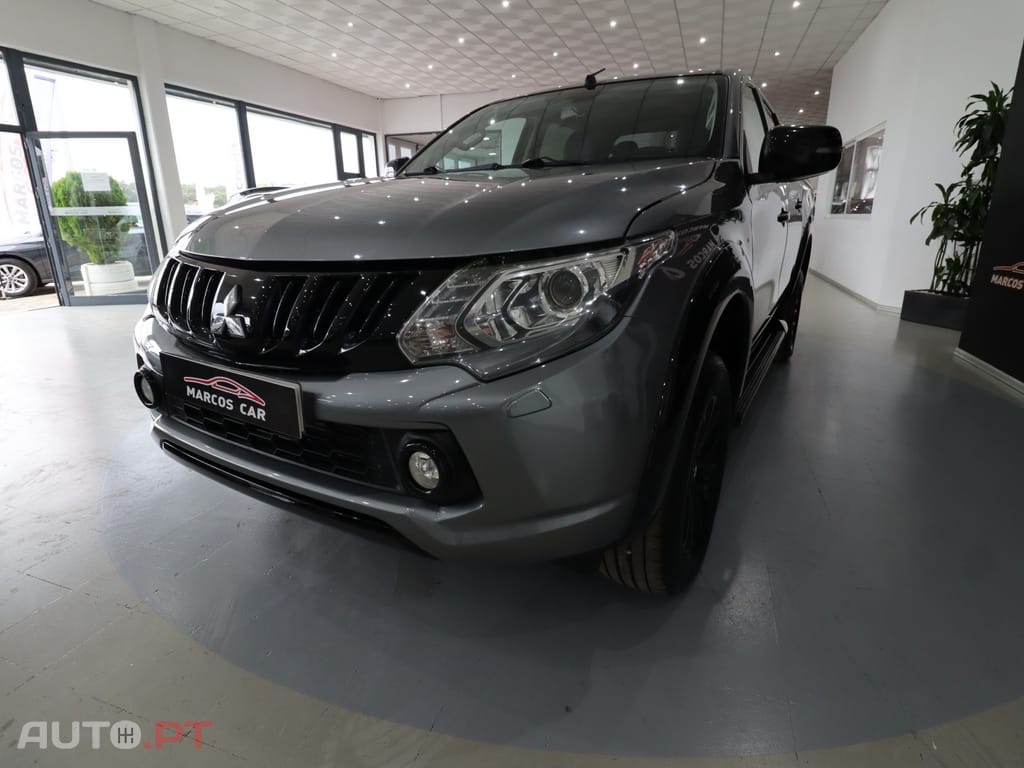 Mitsubishi L200 2.4 DI-D CD Invite Strakar Look 4WD