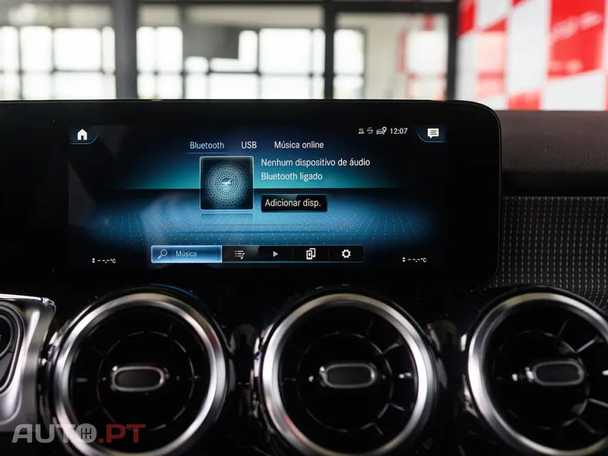 Mercedes-Benz GLB 200 d